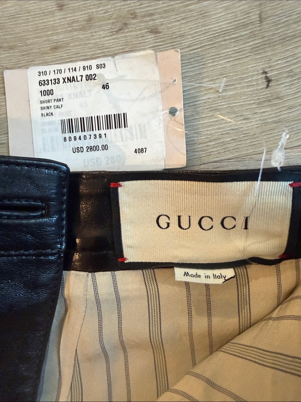Gucci Black High-Waist Leather Shorts - Picture 2 of 5